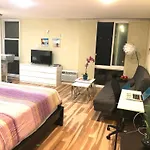 Resortsetting With Pool